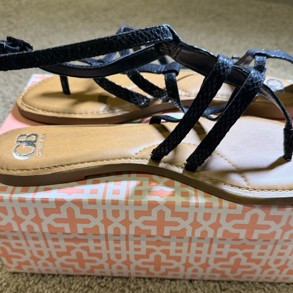 Gianni Bini brand new sandal never worn size 11M black